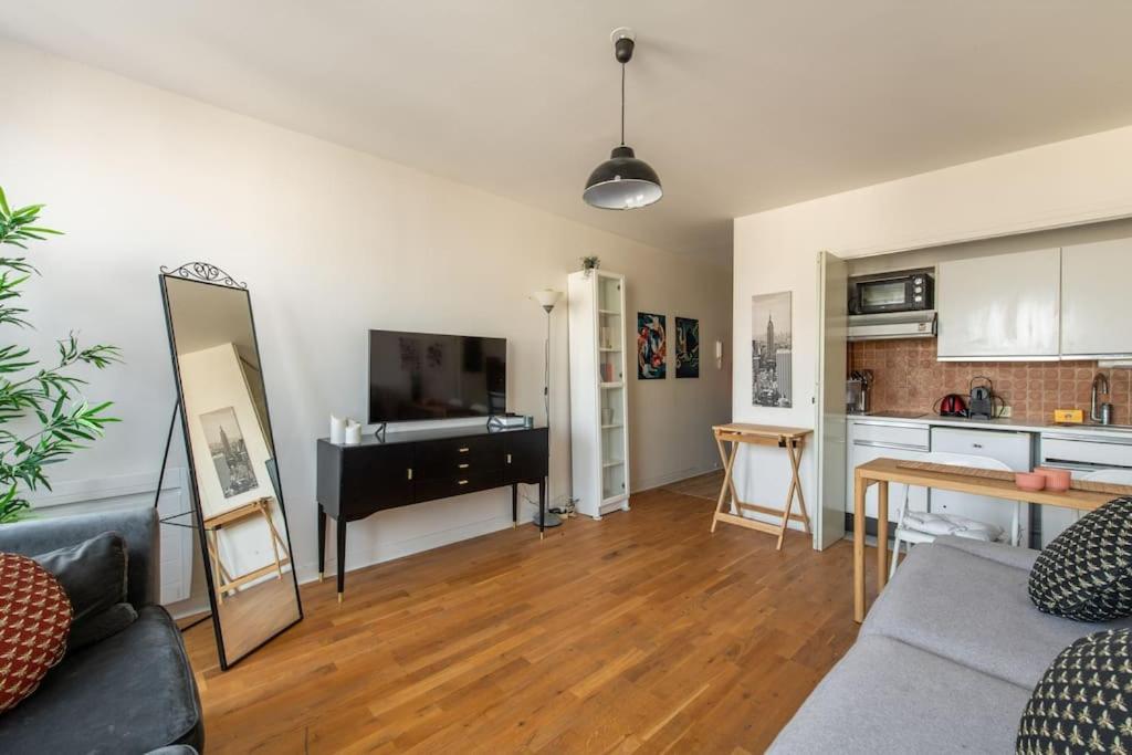 Montparnasse - Cozy Apartment In Montparnasse District باريس المظهر الخارجي الصورة