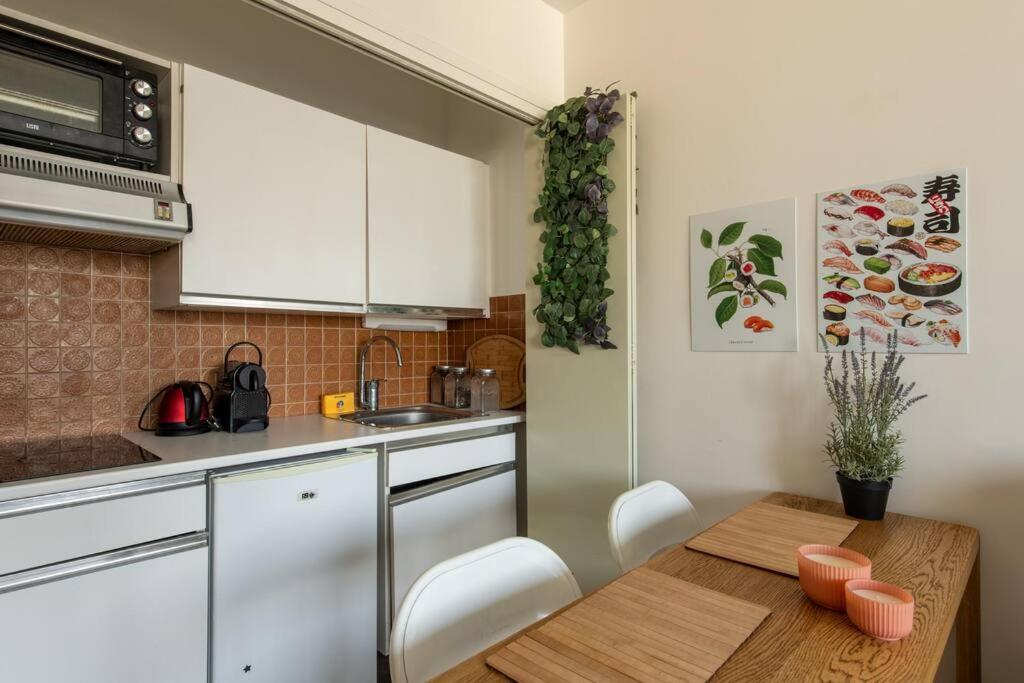 Montparnasse - Cozy Apartment In Montparnasse District باريس المظهر الخارجي الصورة