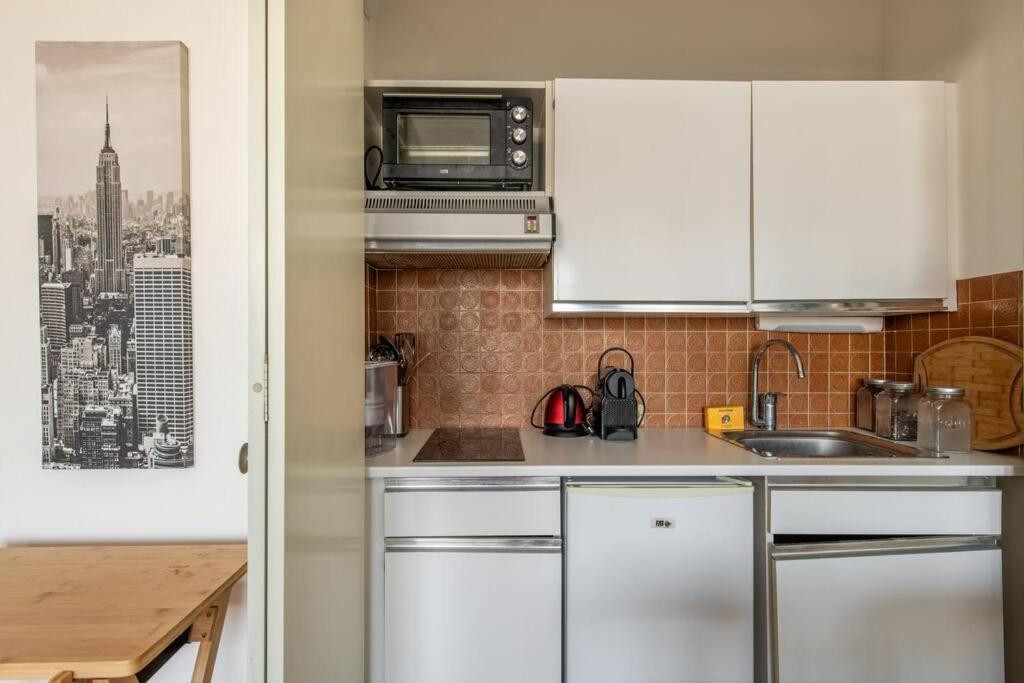 Montparnasse - Cozy Apartment In Montparnasse District باريس المظهر الخارجي الصورة