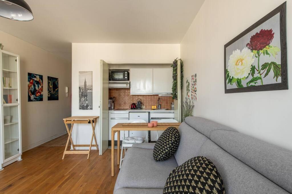 Montparnasse - Cozy Apartment In Montparnasse District باريس المظهر الخارجي الصورة